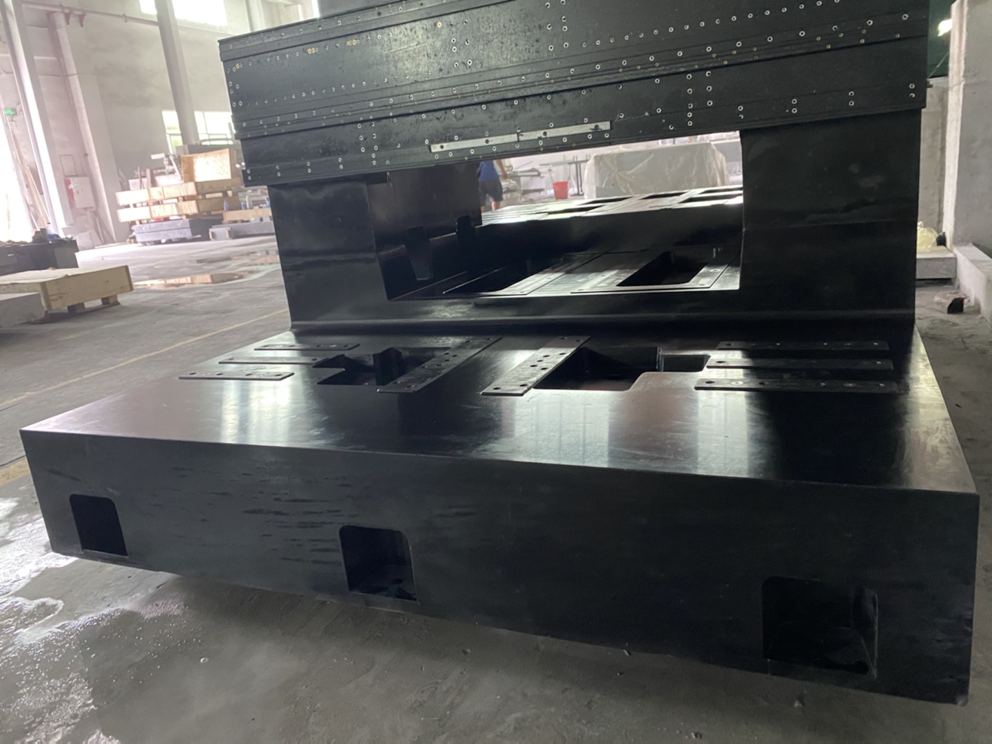 富瑞花崗巖構(gòu)件是在大理石平臺發(fā)展歷程而來